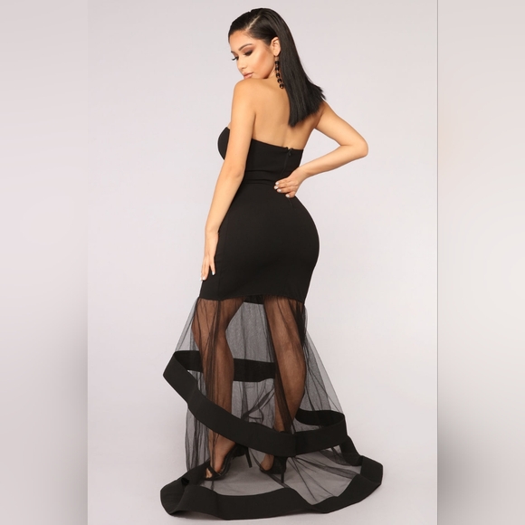 Mesh bottom formal dress - Picture 2 of 4